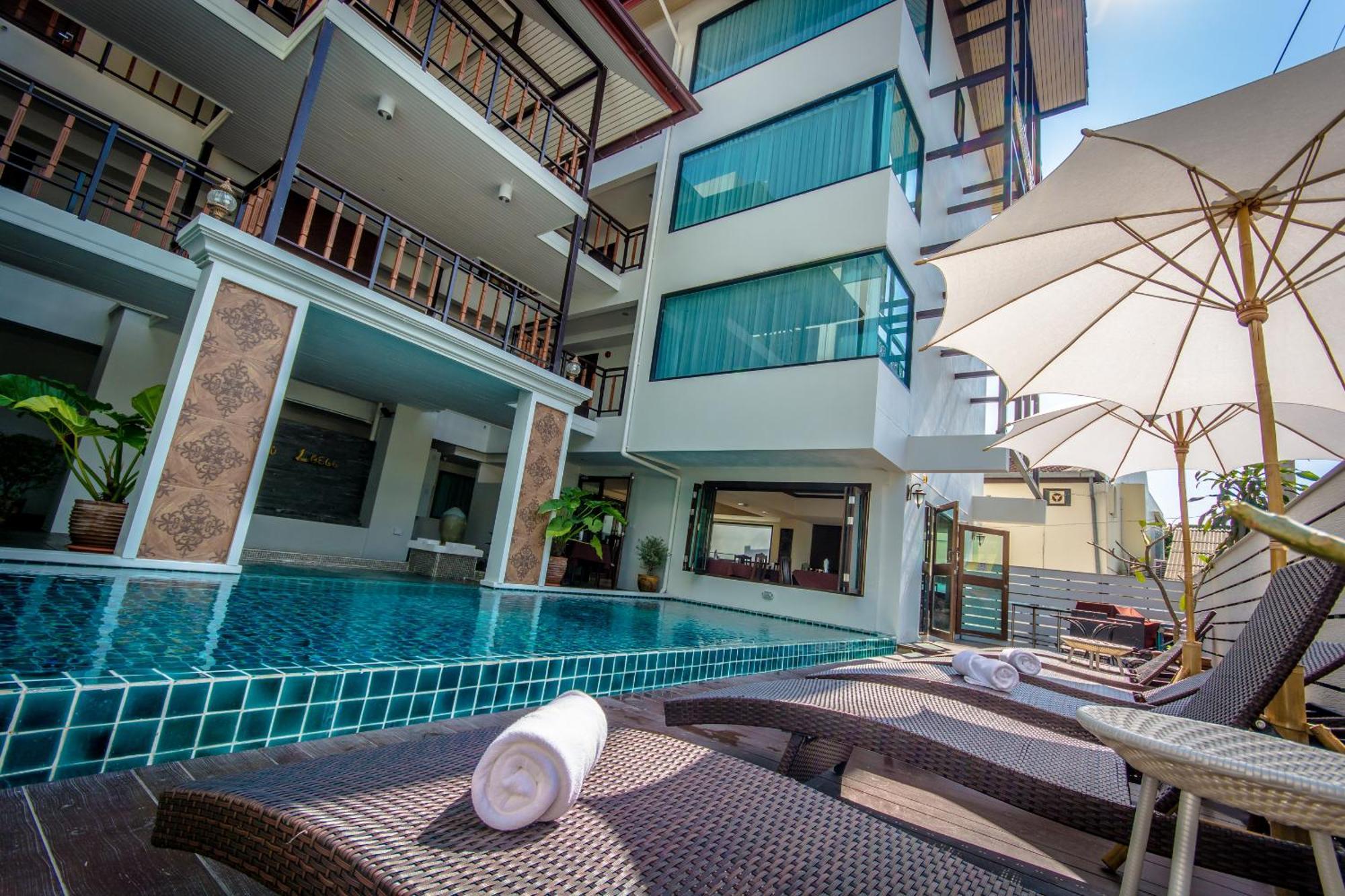 Goldenbell Hotel Chiangmai Чиангмай Экстерьер фото