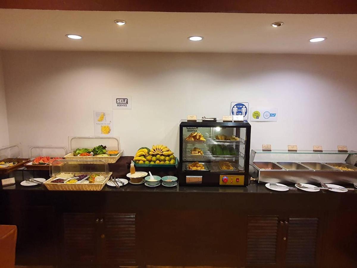 Goldenbell Hotel Chiangmai Чиангмай Экстерьер фото