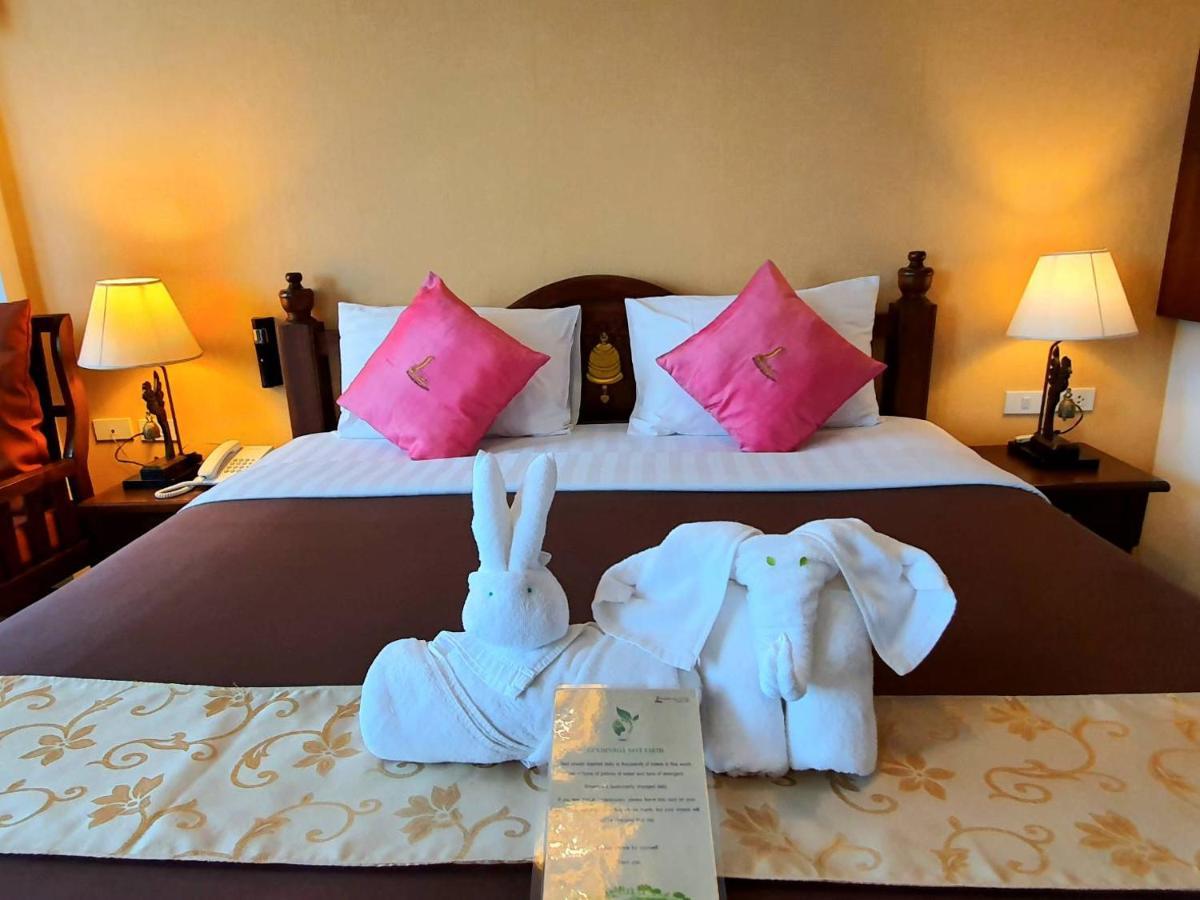 Goldenbell Hotel Chiangmai Чиангмай Экстерьер фото