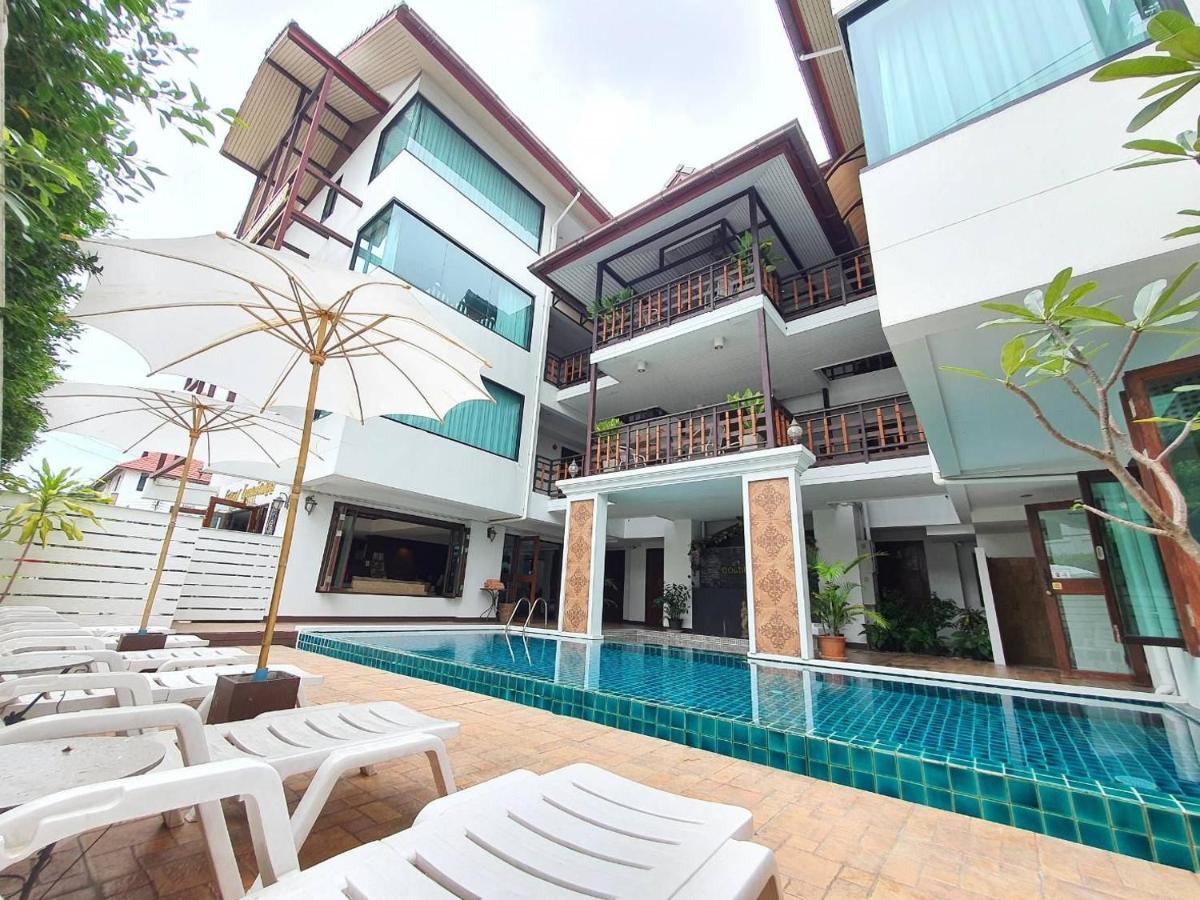 Goldenbell Hotel Chiangmai Чиангмай Экстерьер фото